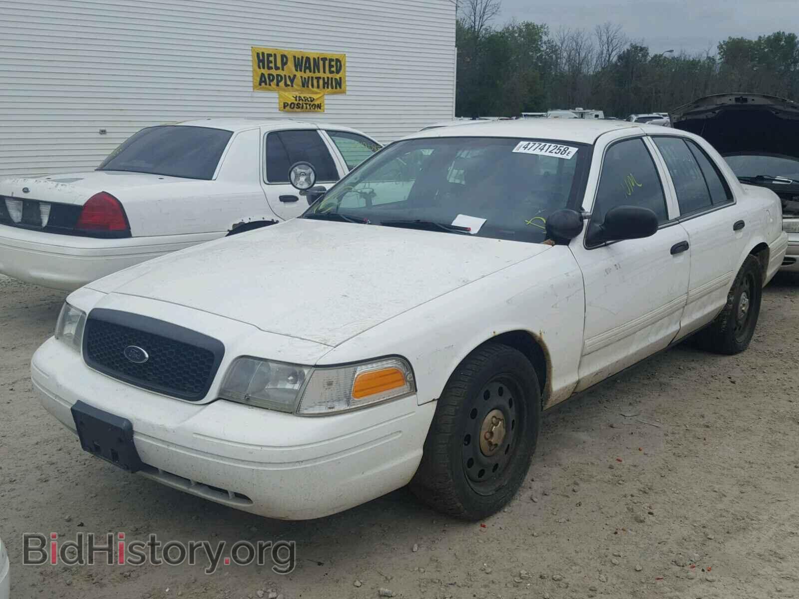 2011 FORD CROWN VIC - VIN: 2FABP7BV5BX159869 - Фото 2