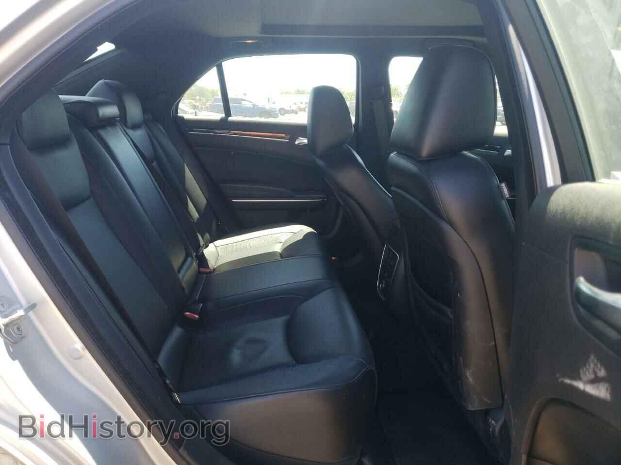 2012 CHRYSLER 300 - VIN: 2C3CCAET2CH225702 - Фото 6