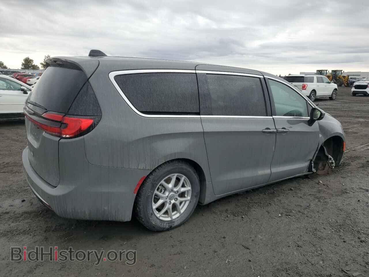 2023 CHRYSLER PACIFICA - VIN: 2C4RC1BG7PR563710 - Фото 3