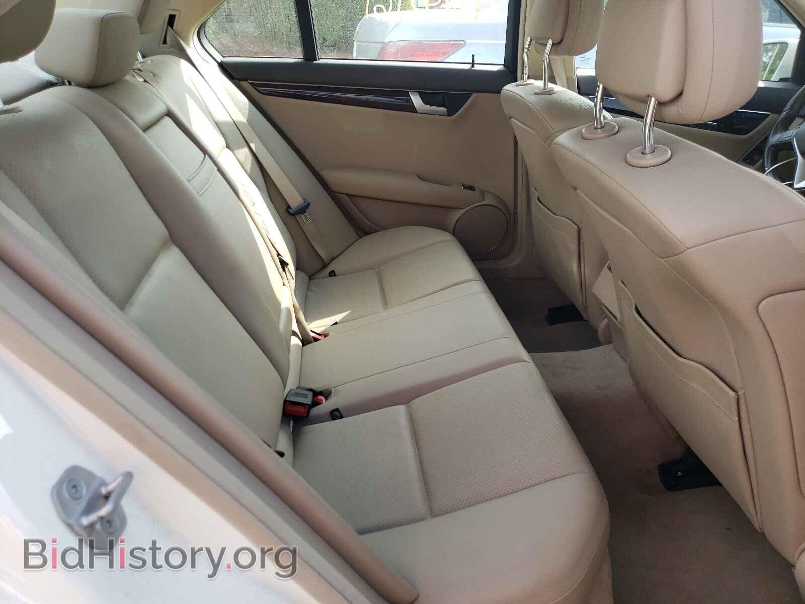 2012 MERCEDES-BENZ C-CLASS - VIN: WDDGF8BB3CR199416 - Фото 6