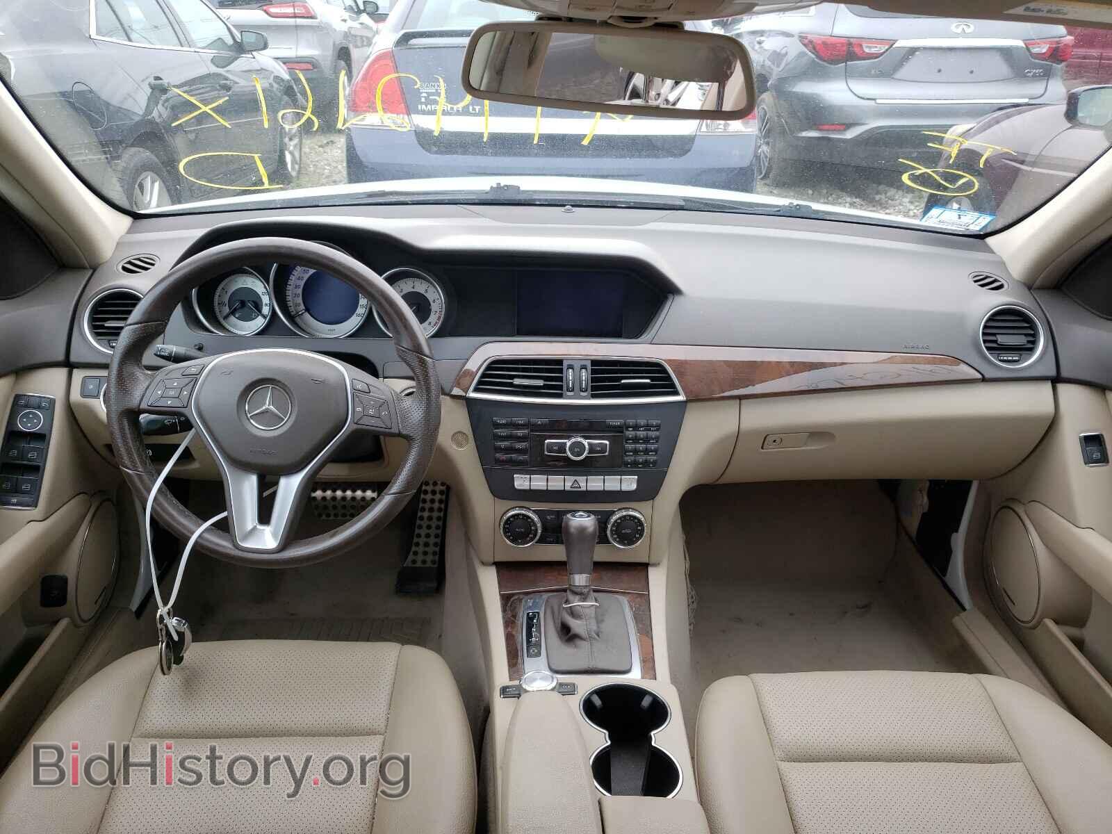 2012 MERCEDES-BENZ C-CLASS - VIN: WDDGF8BB3CR199416 - Фото 9