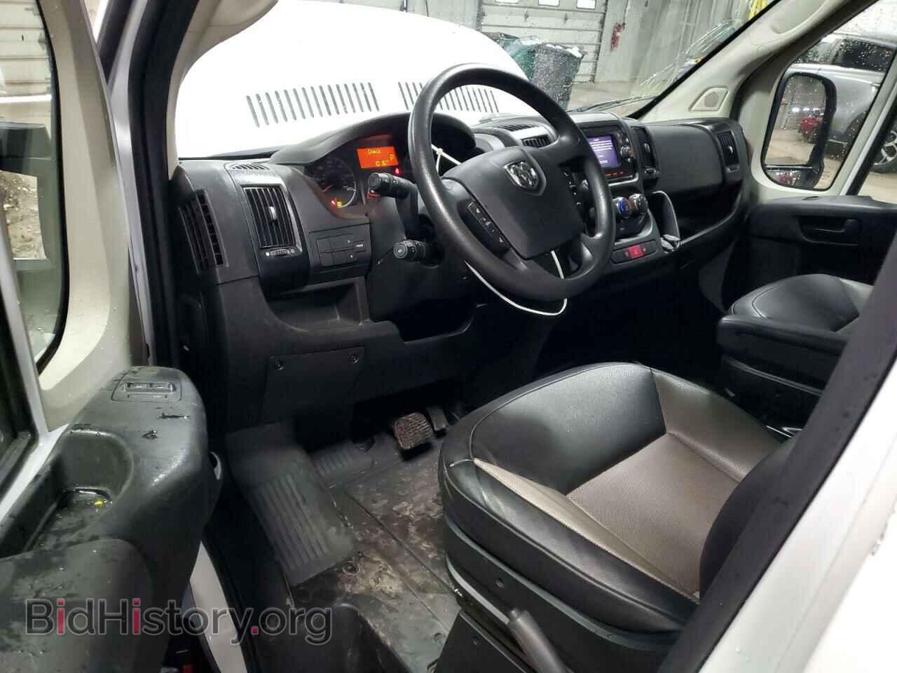 2019 RAM All Models - VIN: 3C6URVHG7KE564848 - Фото 8