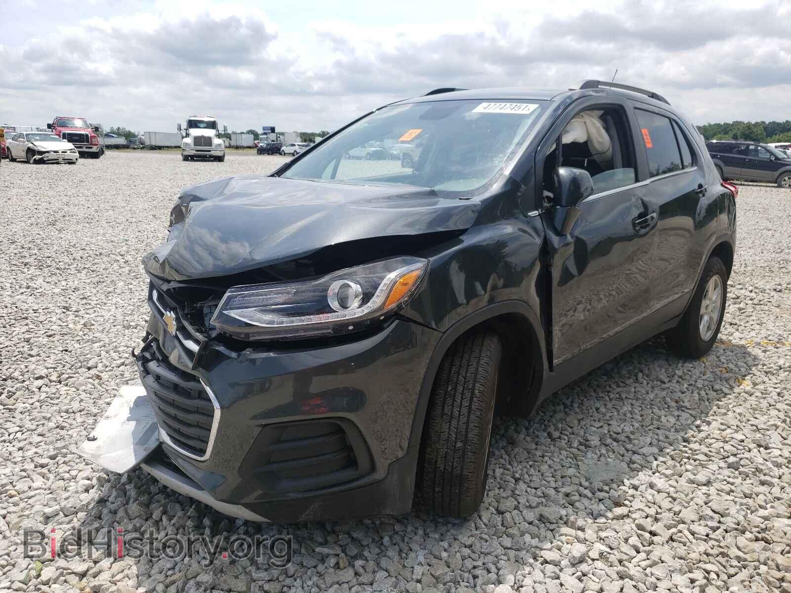 2019 CHEVROLET TRAX - VIN: 3GNCJPSB3KL294797 - Photo 2