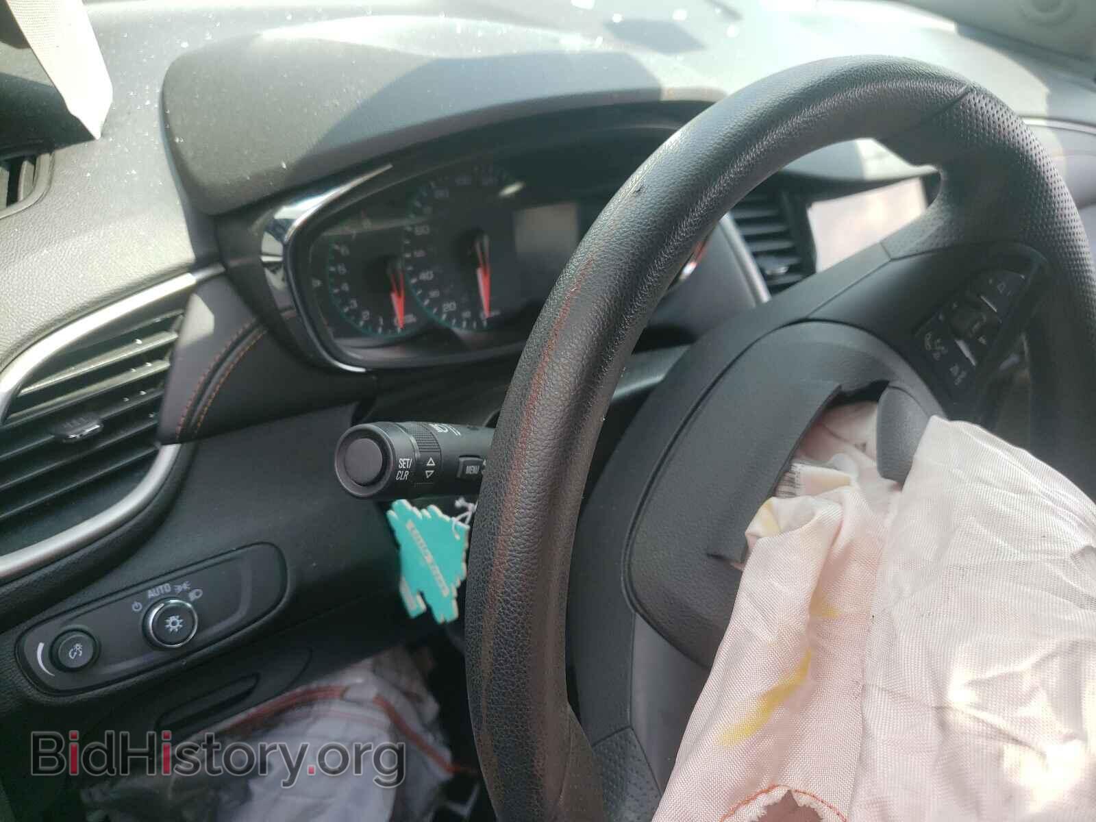 2019 CHEVROLET TRAX - VIN: 3GNCJPSB3KL294797 - Photo 8