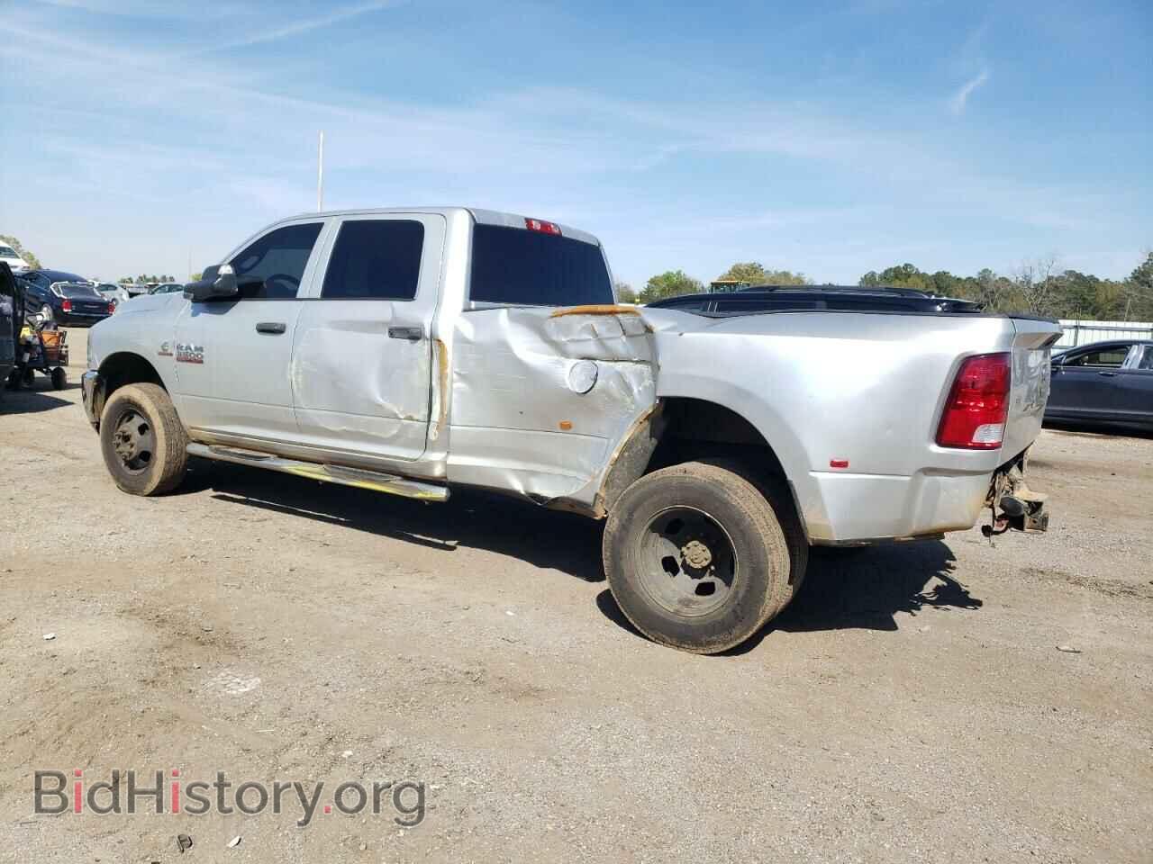2018 RAM All Models - VIN: 3C63RRGL2JG353173 - Фото 2
