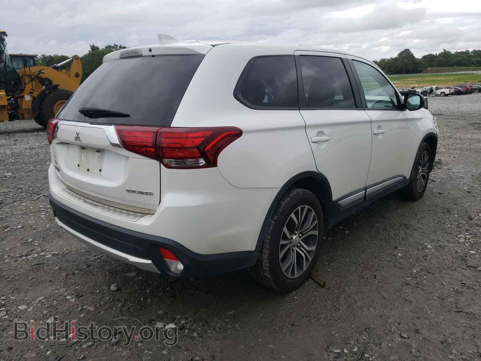 2017 MITSUBISHI OUTLANDER - VIN: JA4AD2A37HZ061599 - Фото 4