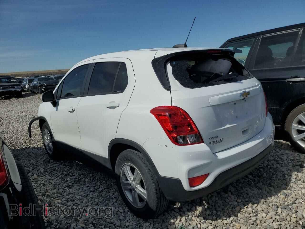 2020 CHEVROLET TRAX - VIN: 3GNCJKSB1LL313075 - Фото 2