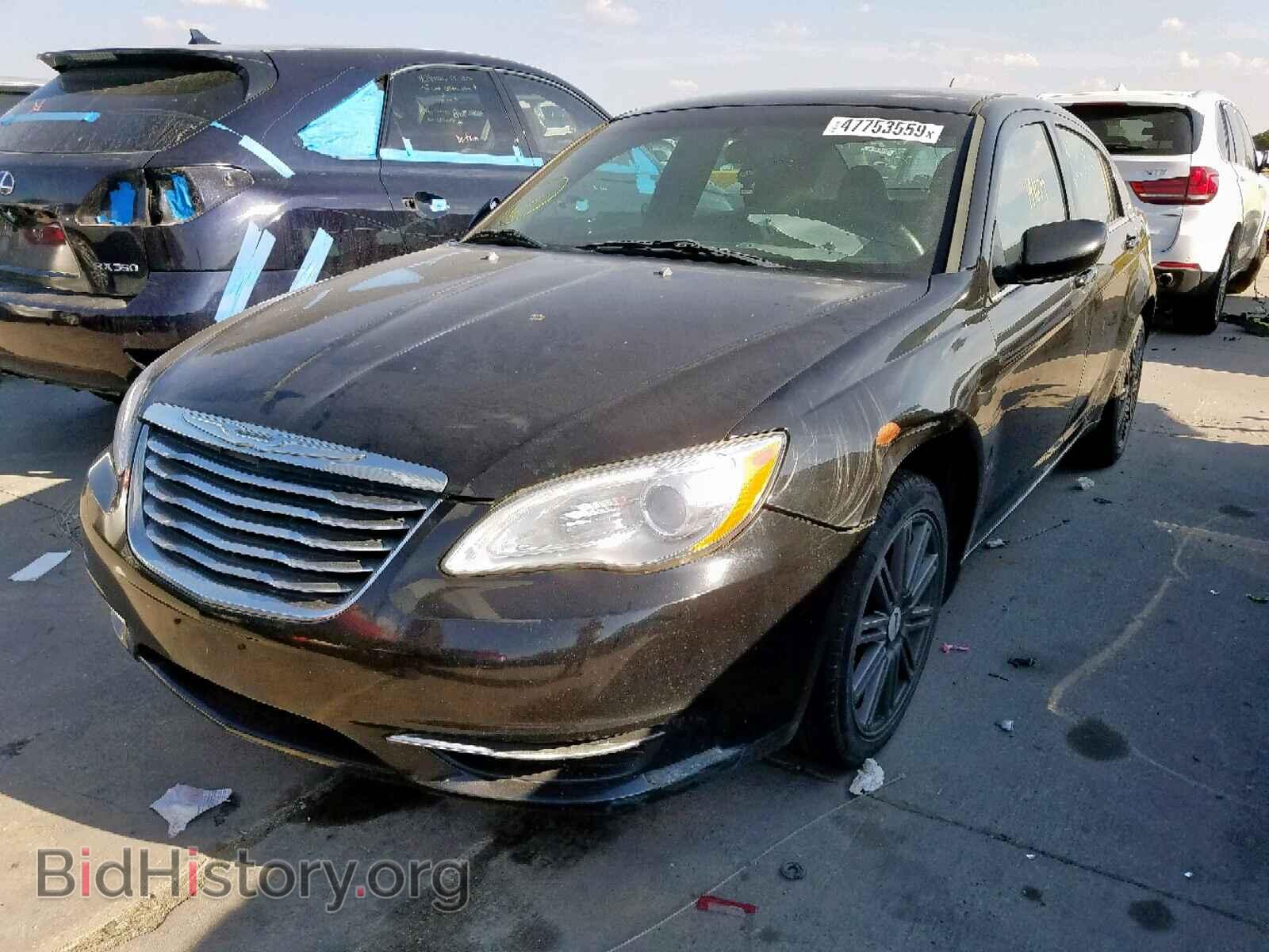 2012 CHRYSLER 200 - VIN: 1C3CCBAB3CN170882 - Фото 2
