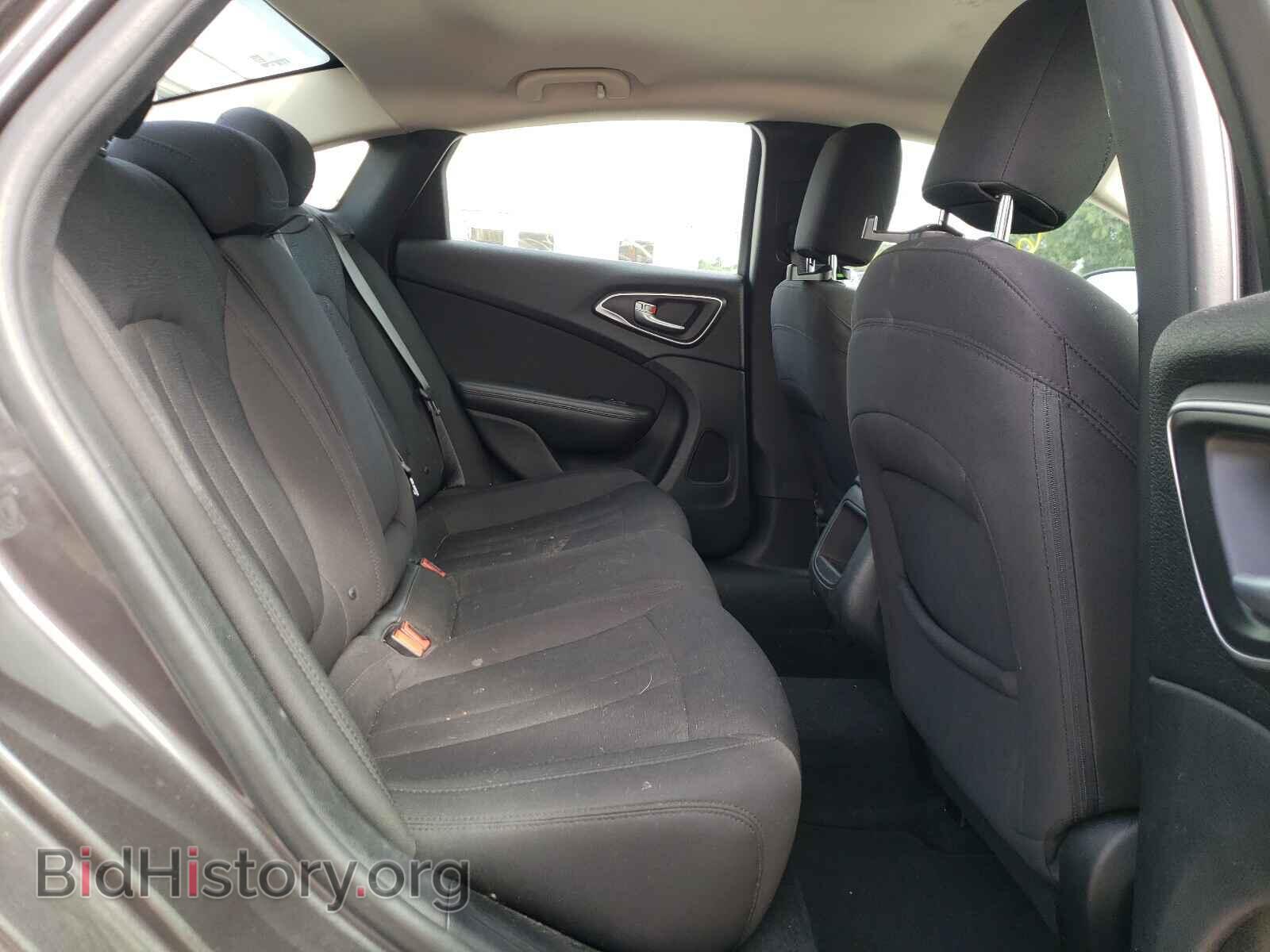 2015 CHRYSLER 200 - VIN: 1C3CCCAB6FN570896 - Фото 6