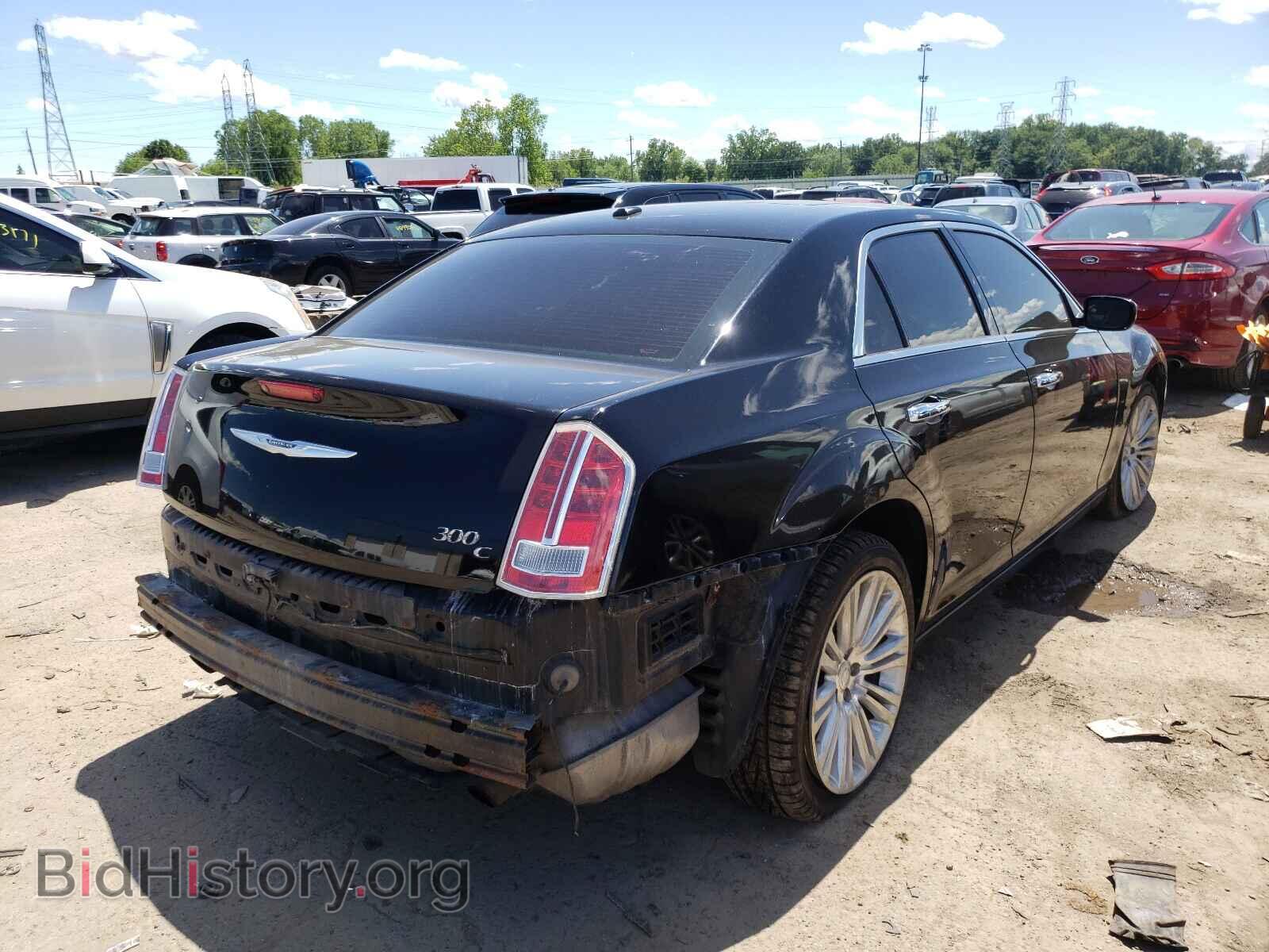 2011 CHRYSLER 300 - VIN: 2C3CA6CT8BH599039 - Фото 4