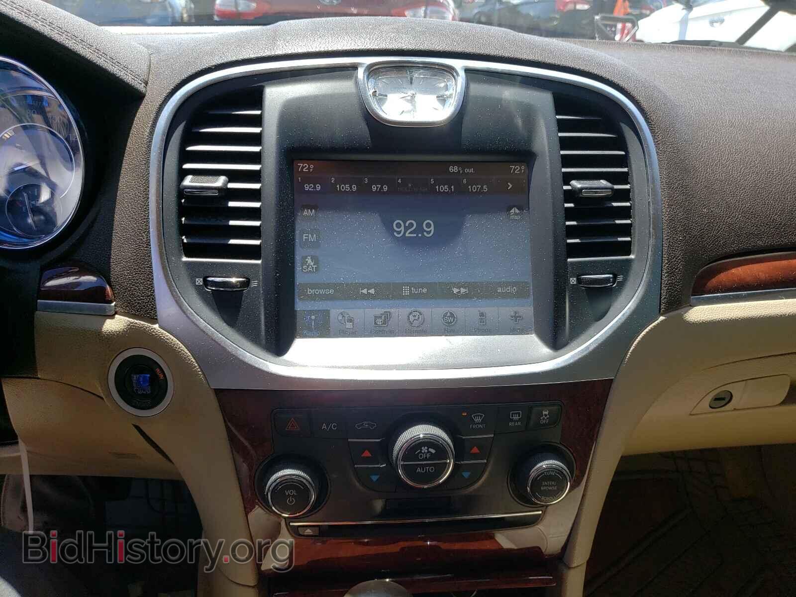 2011 CHRYSLER 300 - VIN: 2C3CA6CT8BH599039 - Фото 9