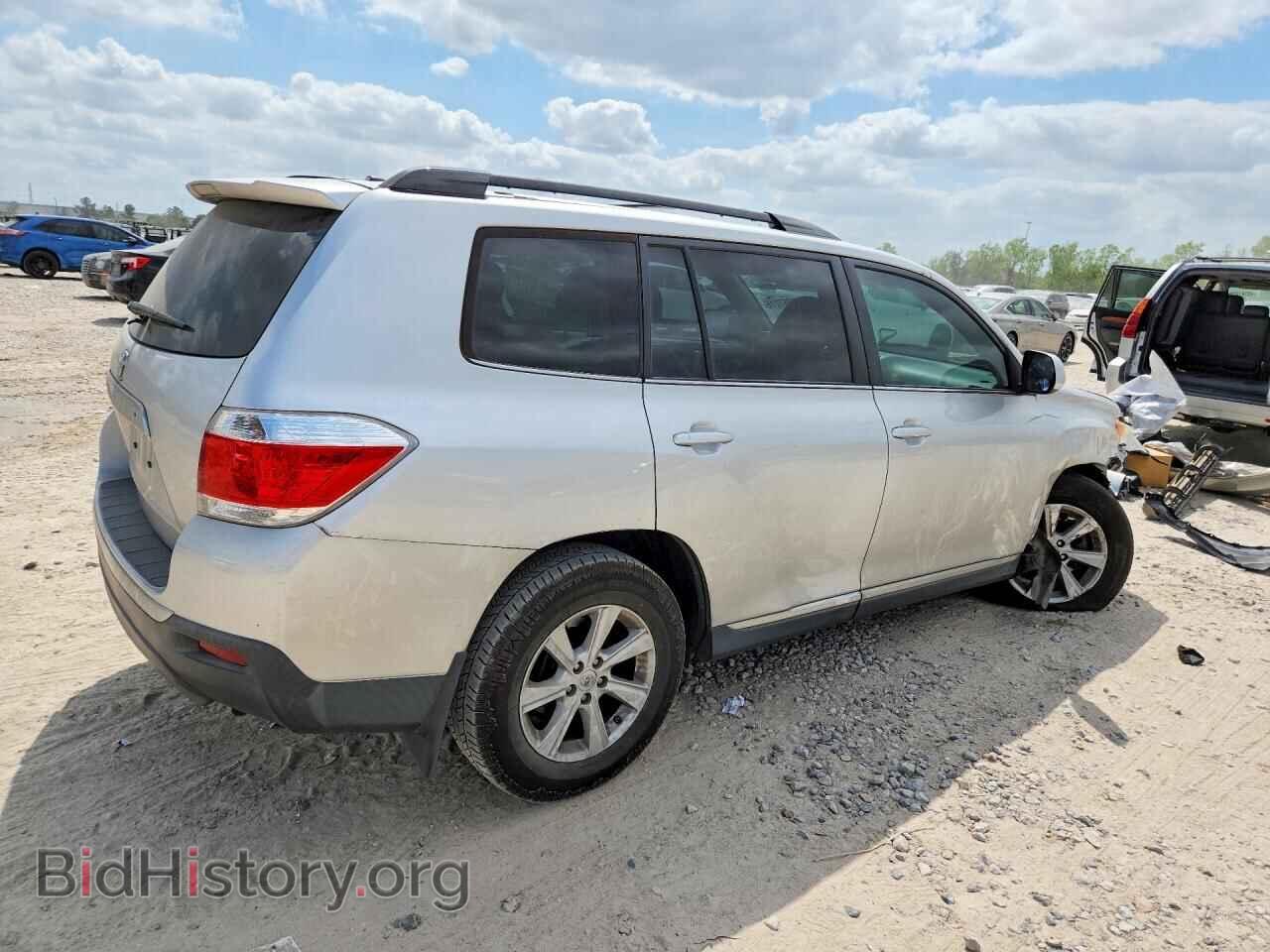 2013 TOYOTA HIGHLANDER - VIN: 5TDZK3EH8DS137949 - Фото 3