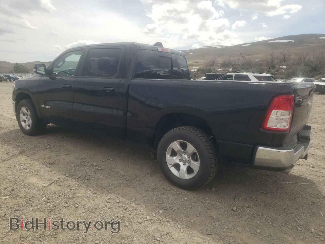 2021 RAM 1500 - VIN: 1C6SRFMT0MN563801 - Фото 2