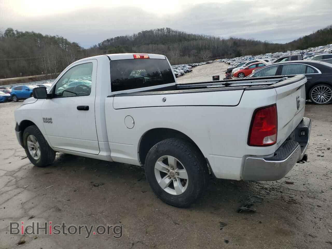 2018 RAM 1500 - VIN: 3C6JR6AGXJG194727 - Фото 2