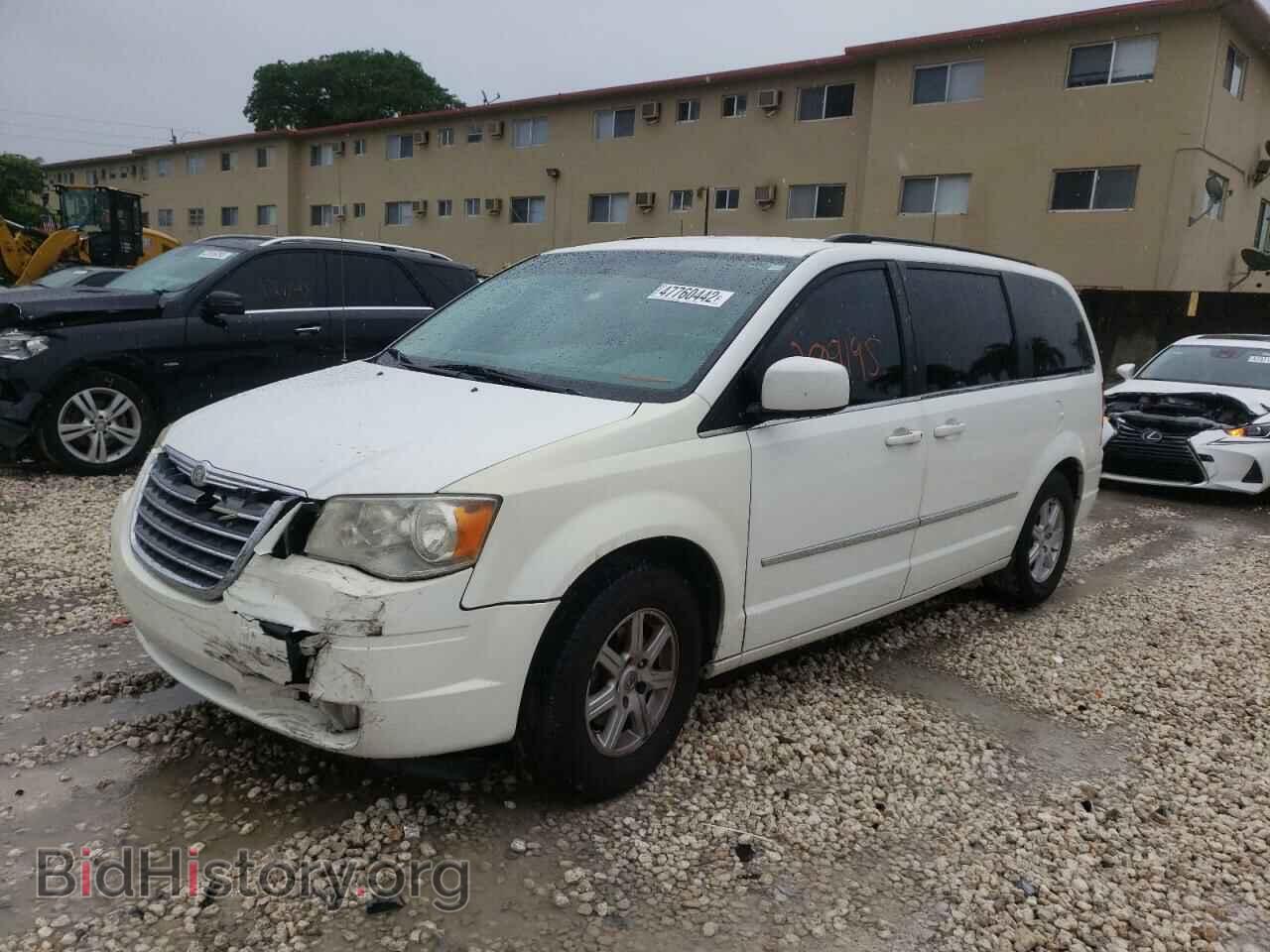 2010 CHRYSLER MINIVAN - VIN: 2A4RR5D17AR492623 - Фото 2