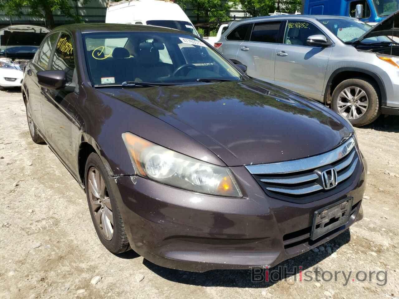 Photo 1HGCP2F73BA020699 - HONDA ACCORD 2011