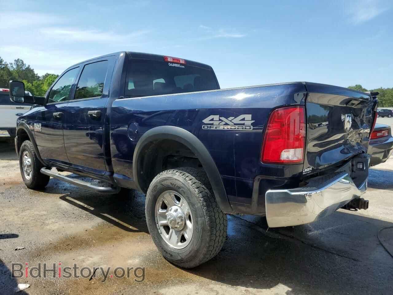 2018 RAM All Models - VIN: 3C6UR5CL1JG202151 - Photo 2