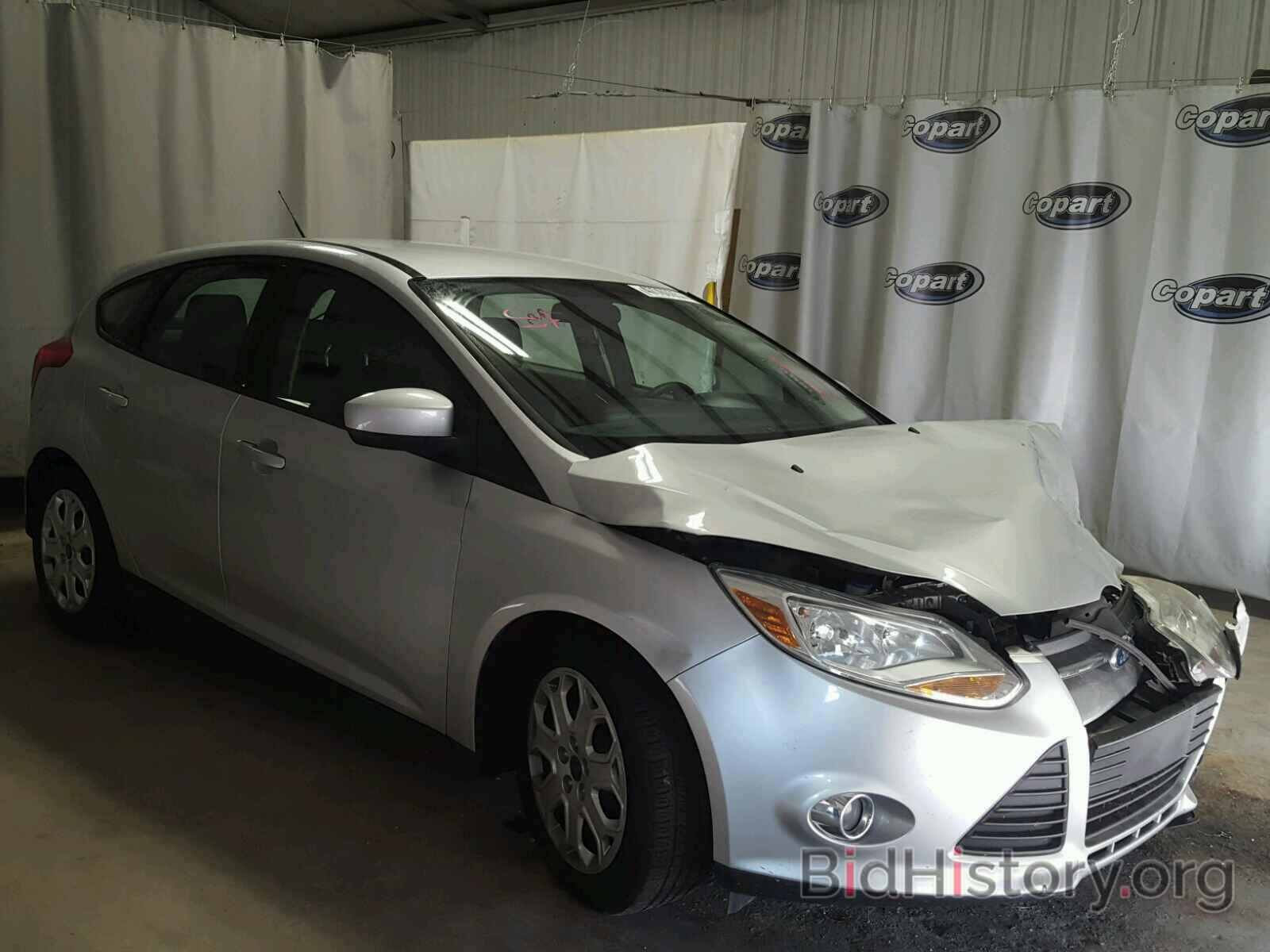 Photo 1FAHP3K28CL206657 - FORD FOCUS 2012