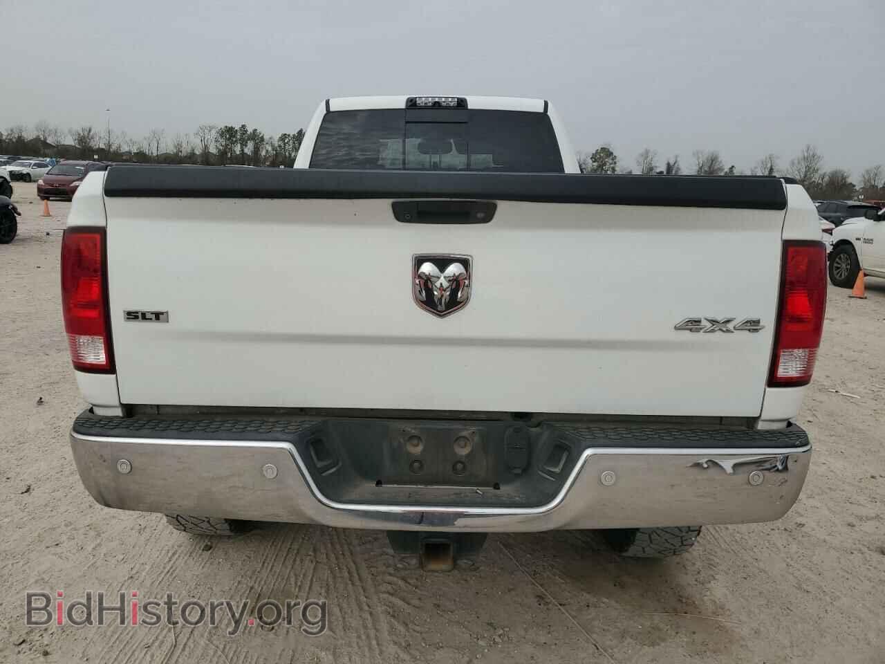 2018 RAM All Models - VIN: 3C6UR5JL9JG366265 - Photo 6