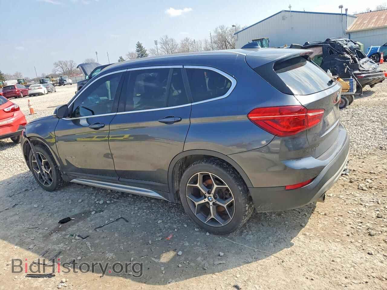 2016 BMW X1 - VIN: WBXHT3C35G5E49095 - Фото 2