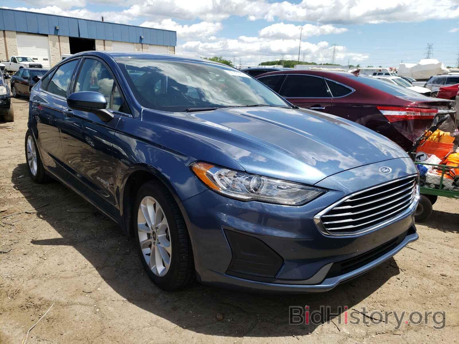 Photo 3FA6P0LU9KR197702 - FORD FUSION 2019