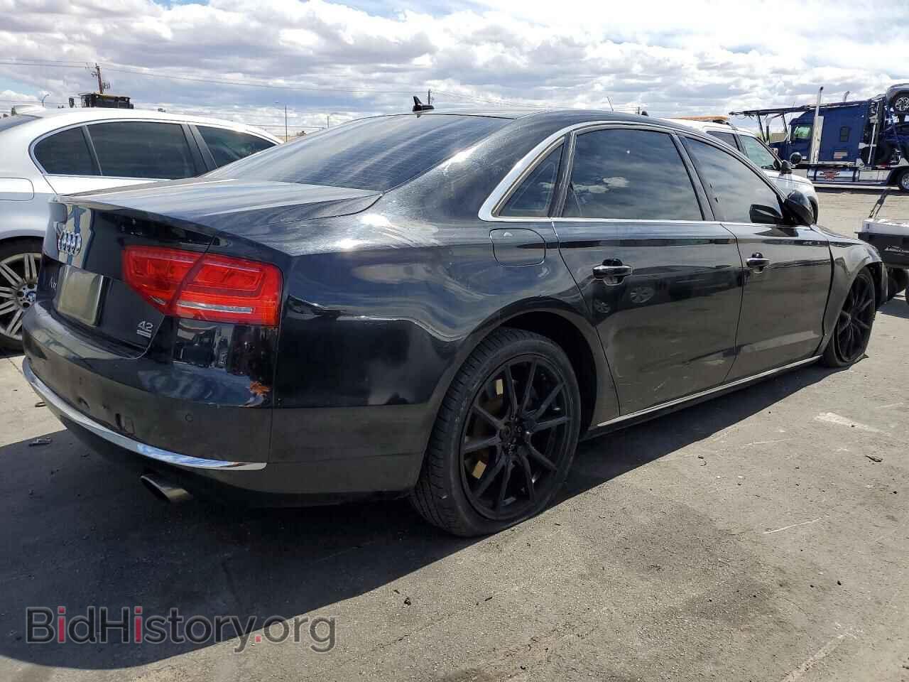 2011 AUDI A8 - VIN: WAURVAFD0BN010541 - Фото 3