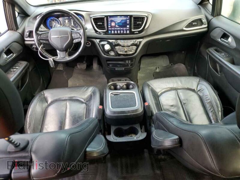 2019 Chrysler PACIFICA (VIN 2C4RC1EG2KR522471) — фото 8 из 14