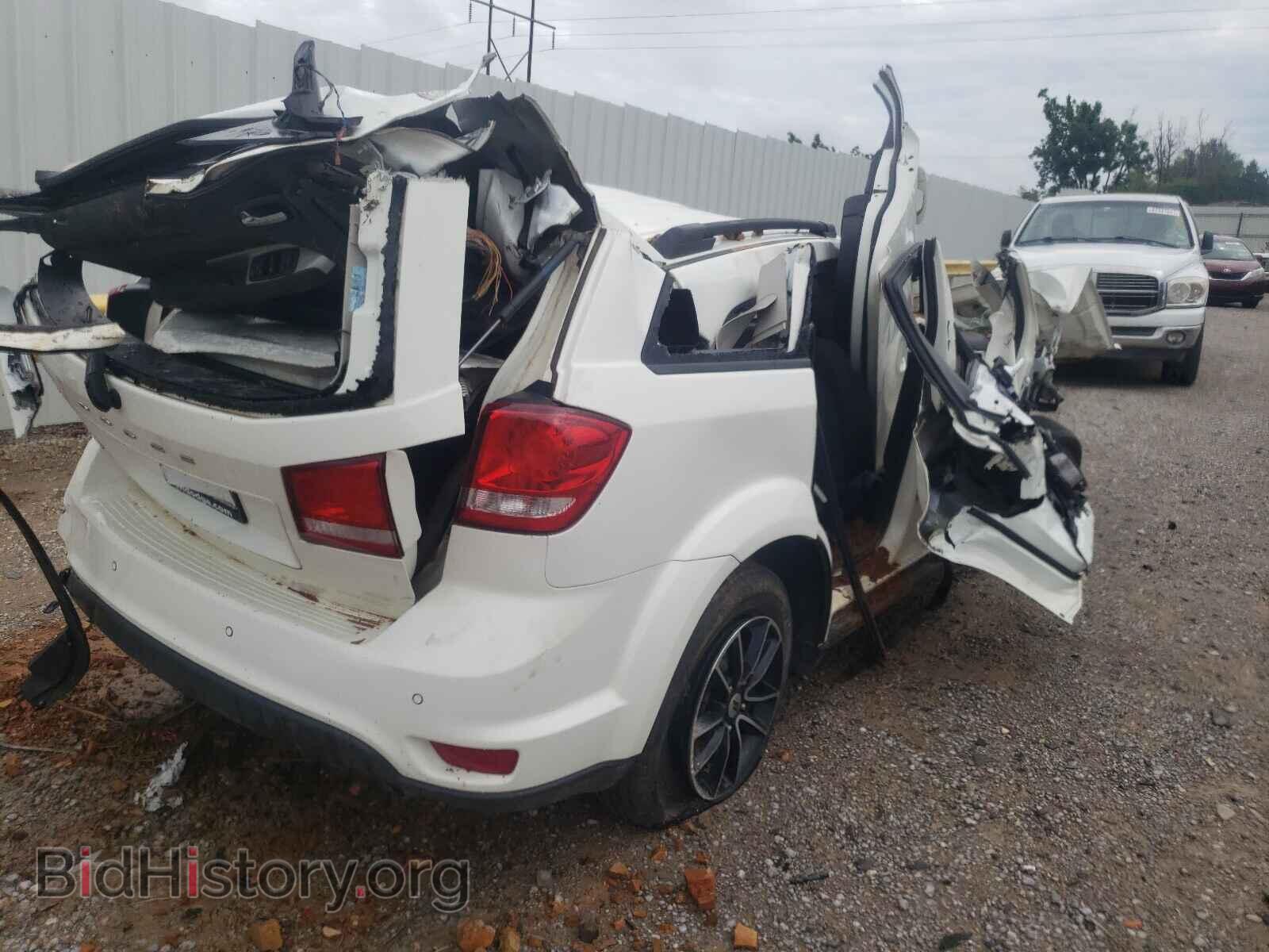 2019 DODGE JOURNEY - VIN: 3C4PDCBG7KT718665 - Фото 4
