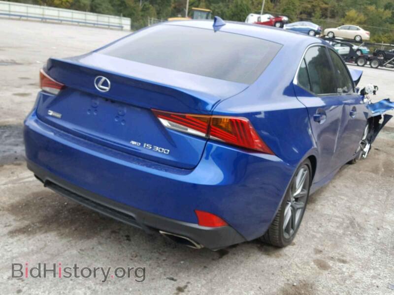 2017 Lexus IS (VIN JTHCM1D21H5018846) — фото 4 из 10