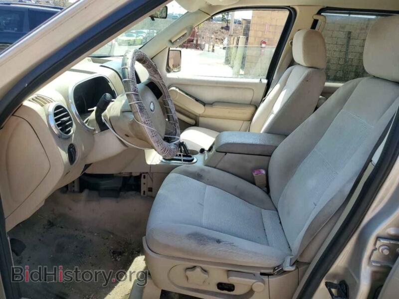 2006 Ford EXPLORER (VIN 1FMEU73E46UB01842) — photo 7 of 12
