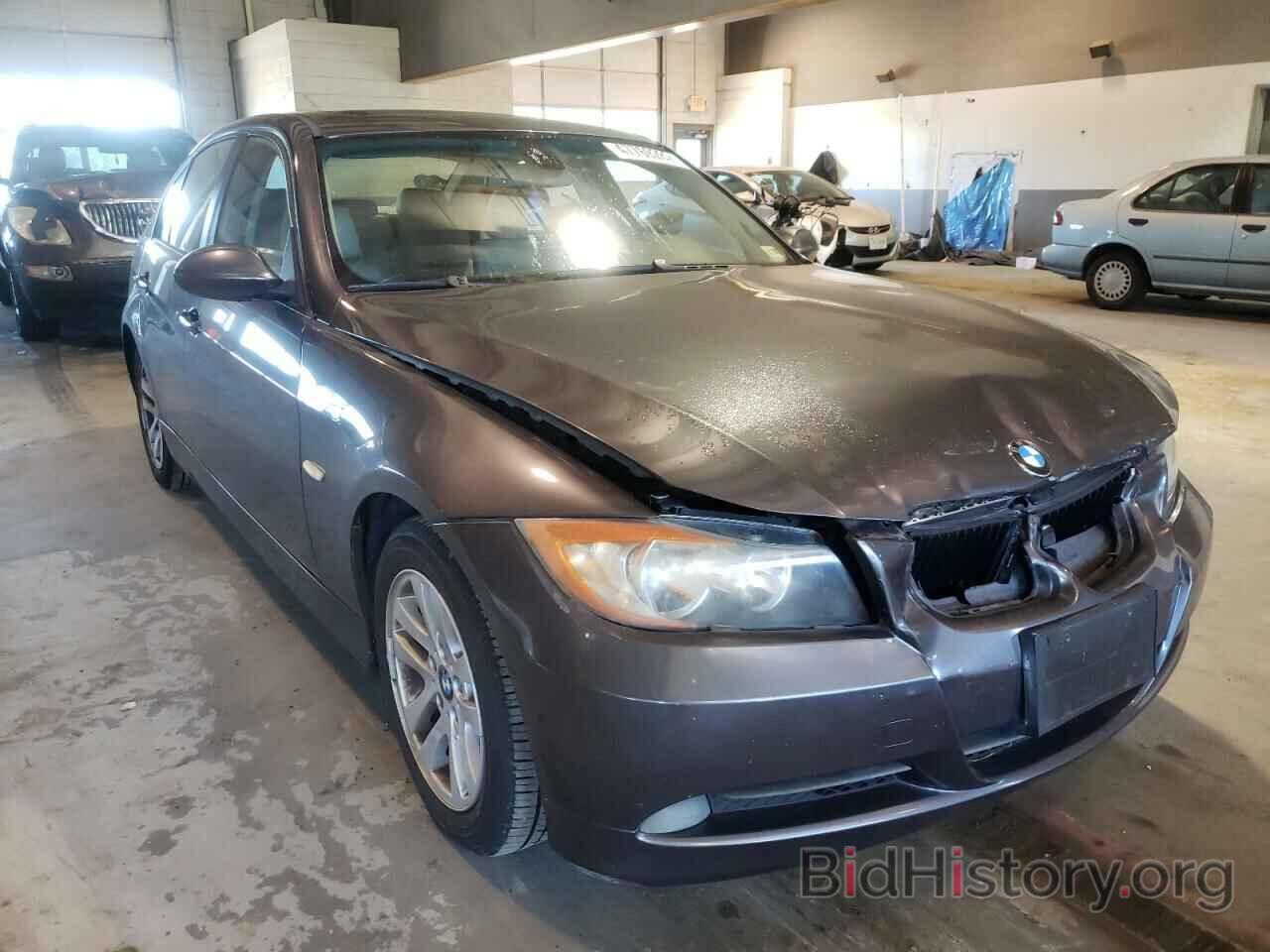 Photo WBAVA33547KX81693 - BMW 3 SERIES 2007