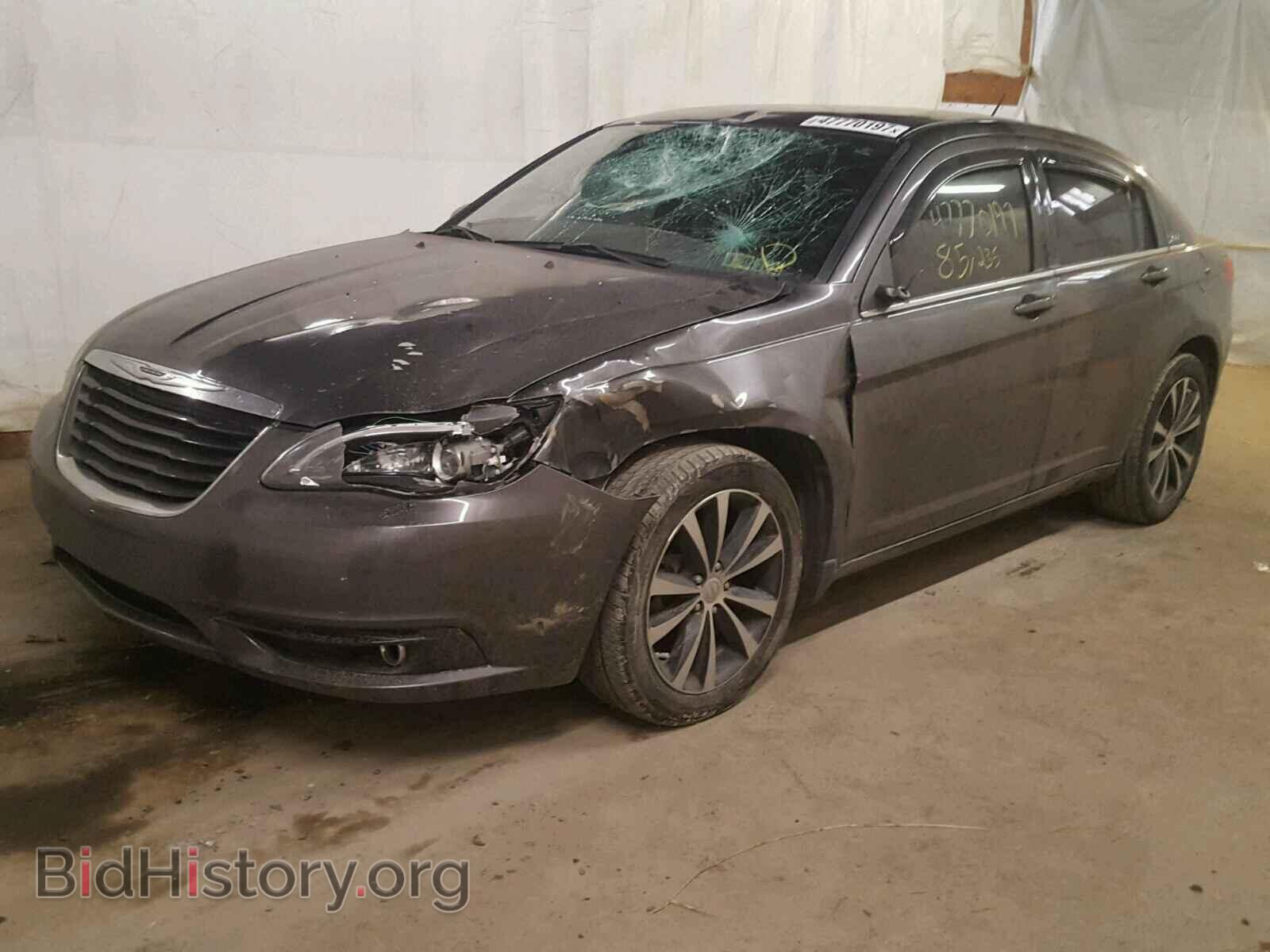 2014 CHRYSLER 200 - VIN: 1C3CCBCG8EN185213 - Фото 2