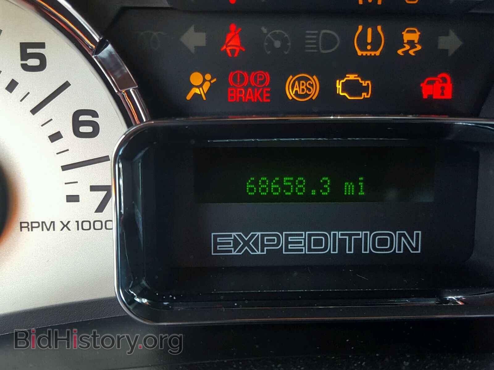 2011 FORD EXPEDITION - VIN: 1FMJU2A51BEF06159 - Фото 8