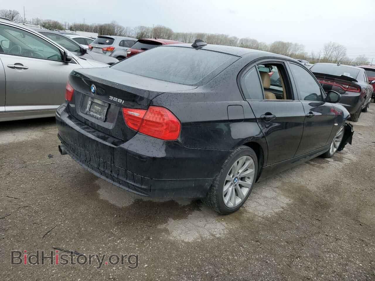 2011 BMW 3 SERIES - VIN: WBAPH7G5XBNM55278 - Фото 3