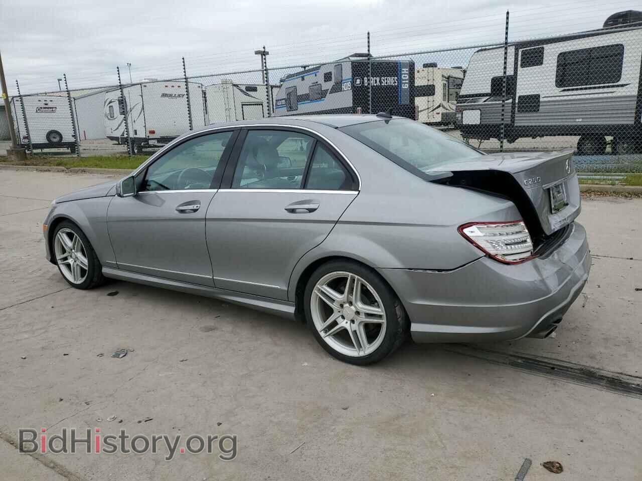 2013 MERCEDES-BENZ C-CLASS - VIN: WDDGF4HB6DA848917 - Фото 2