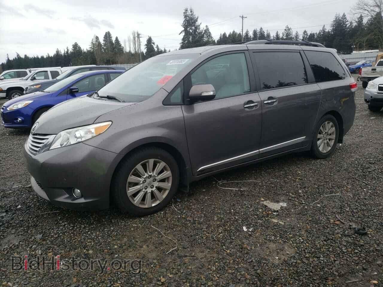 Photo 5TDYK3DC8DS322908 - TOYOTA SIENNA 2013