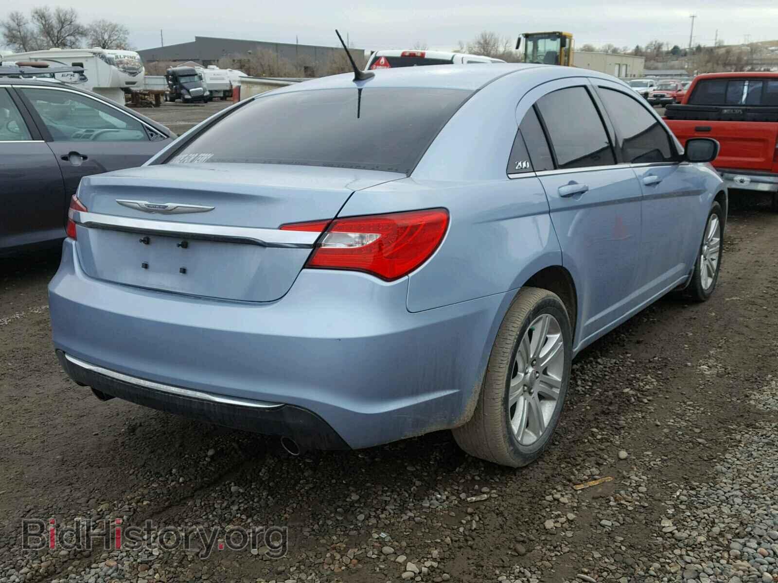 2012 CHRYSLER 200 - VIN: 1C3CCBBG8CN197389 - Фото 4