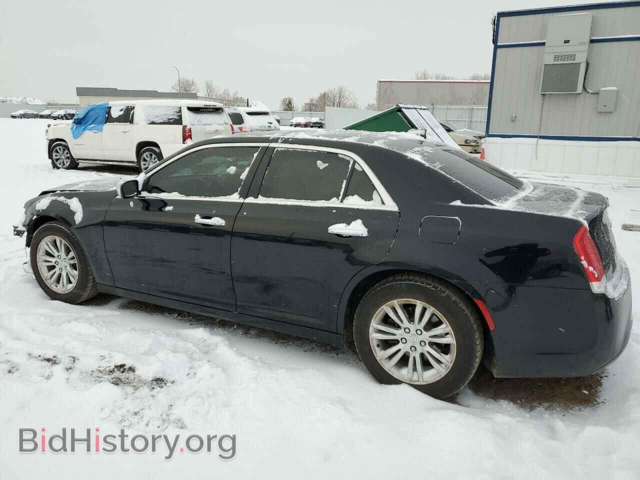 2017 CHRYSLER 300 - VIN: 2C3CCAEG0HH662513 - Фото 2