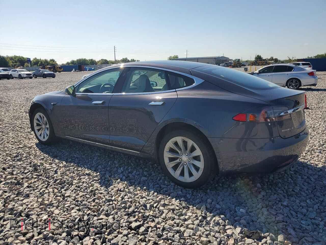 2018 TESLA MODEL S - VIN: 5YJSA1E22JF268377 - Фото 2