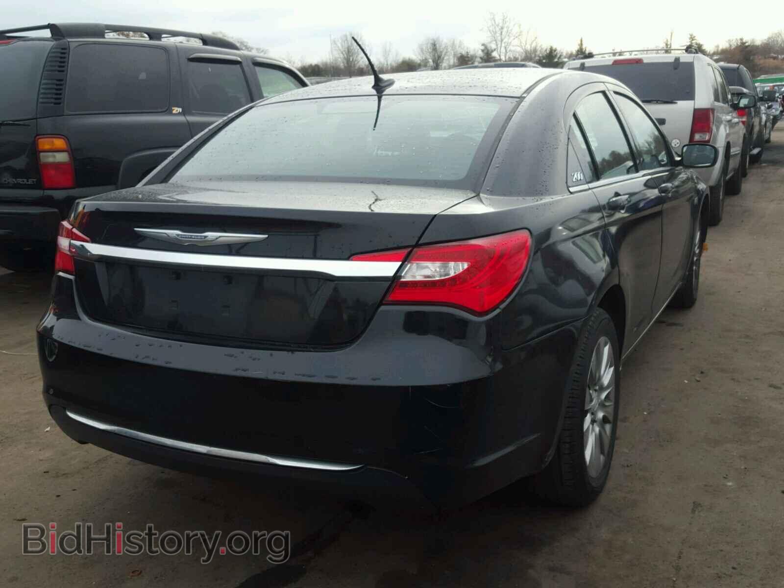 2013 CHRYSLER 200 - VIN: 1C3CCBAB1DN640098 - Фото 4