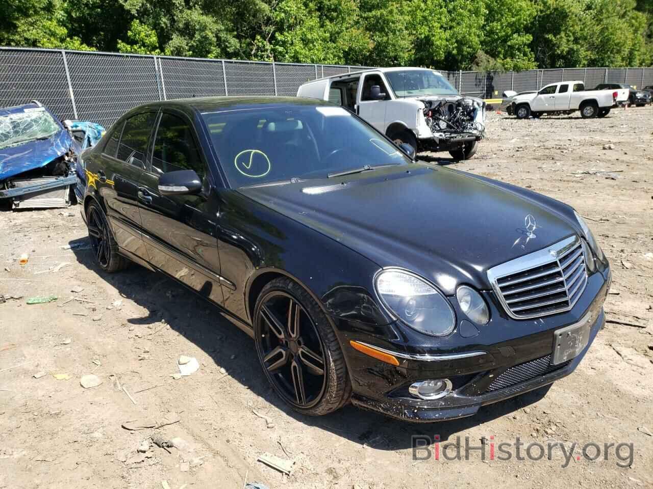 Photo WDBUF56X49B418935 - MERCEDES-BENZ E-CLASS 2009