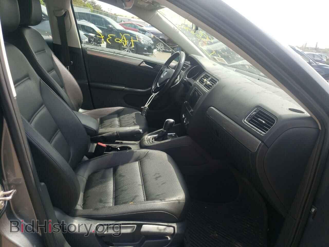 2017 VOLKSWAGEN JETTA - VIN: 3VWDB7AJ8HM258963 - Photo 5