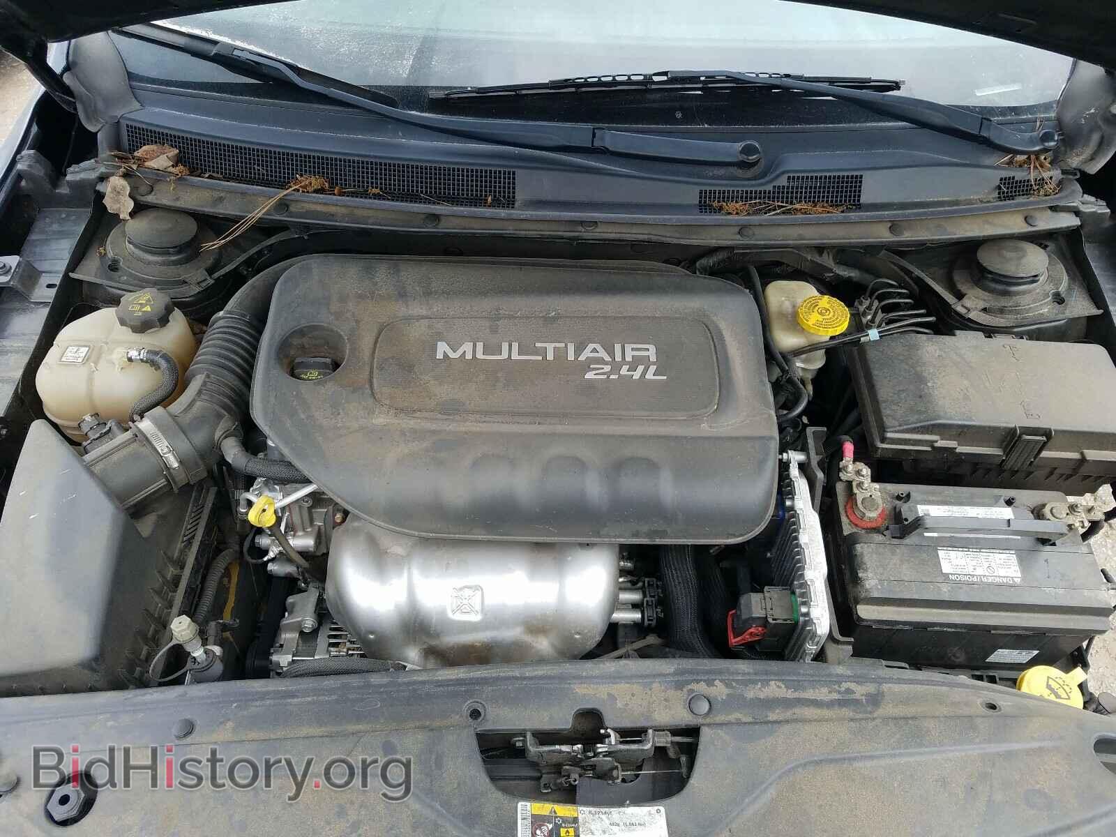 2016 CHRYSLER 200 - VIN: 1C3CCCAB3GN140910 - Фото 7