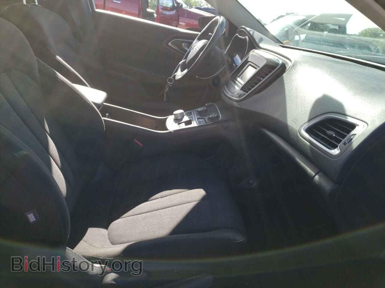 2016 CHRYSLER 200 - VIN: 1C3CCCABXGN168221 - Фото 5