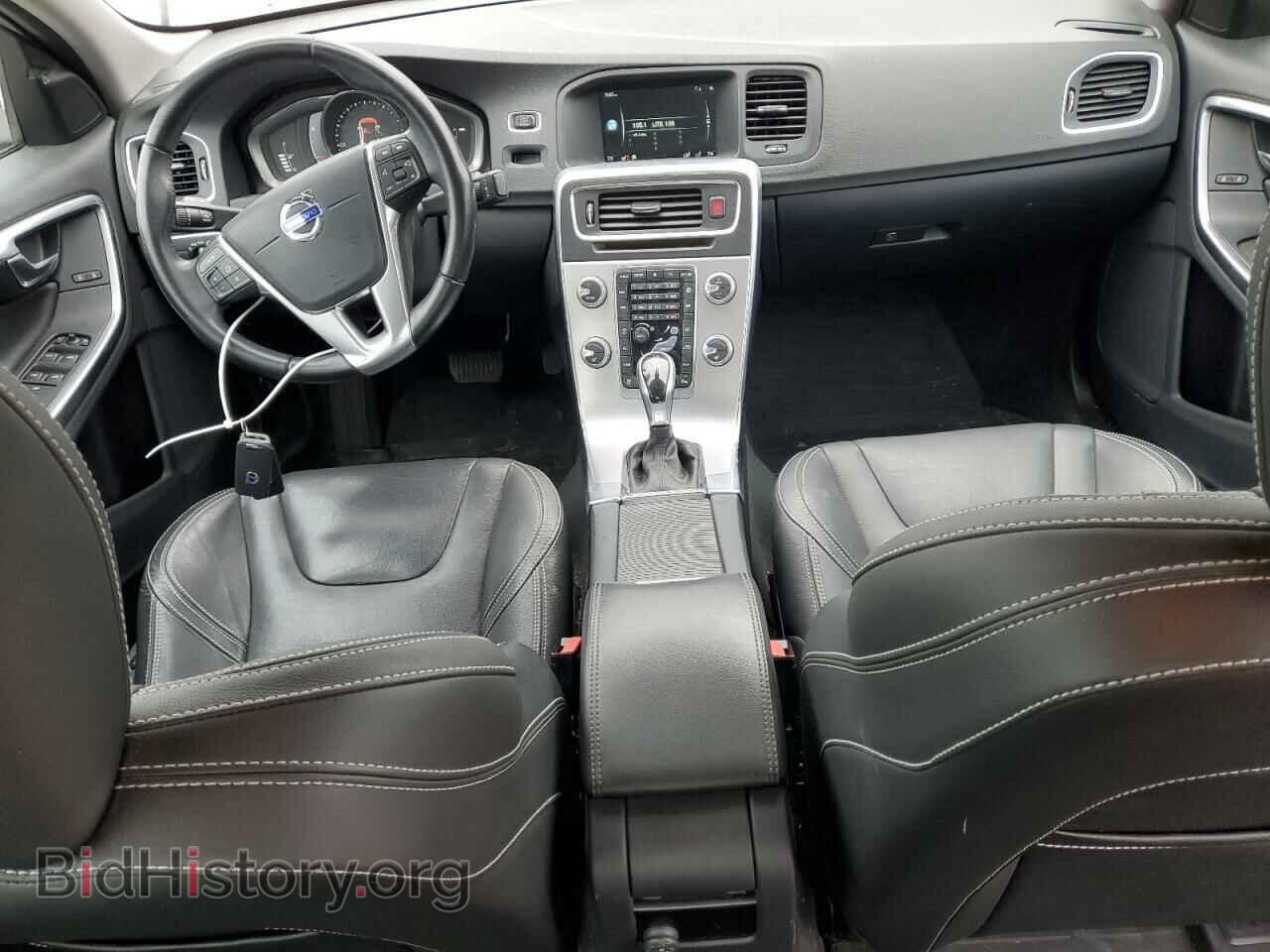 2017 VOLVO S60 - VIN: YV140MTL5H2425822 - Фото 8