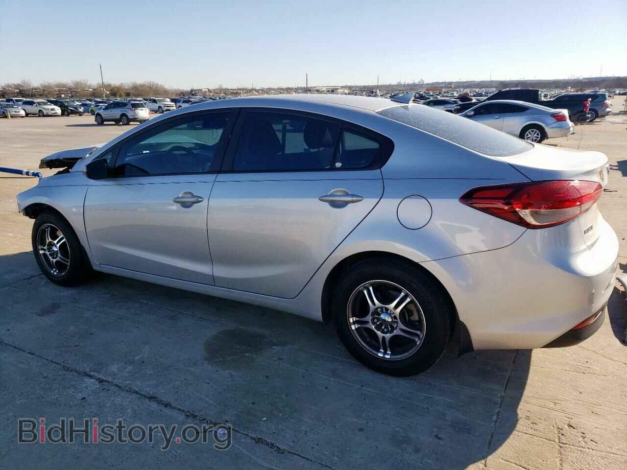 2017 KIA FORTE - VIN: 3KPFK4A73HE016526 - Фото 2