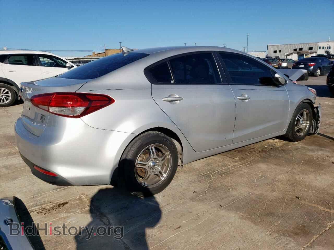 2017 KIA FORTE - VIN: 3KPFK4A73HE016526 - Фото 3