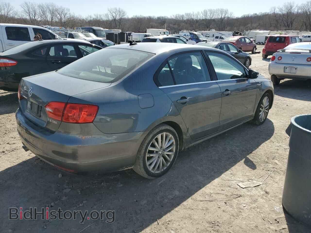 2011 VOLKSWAGEN JETTA - VIN: 3VWLX7AJ2BM330101 - Фото 3