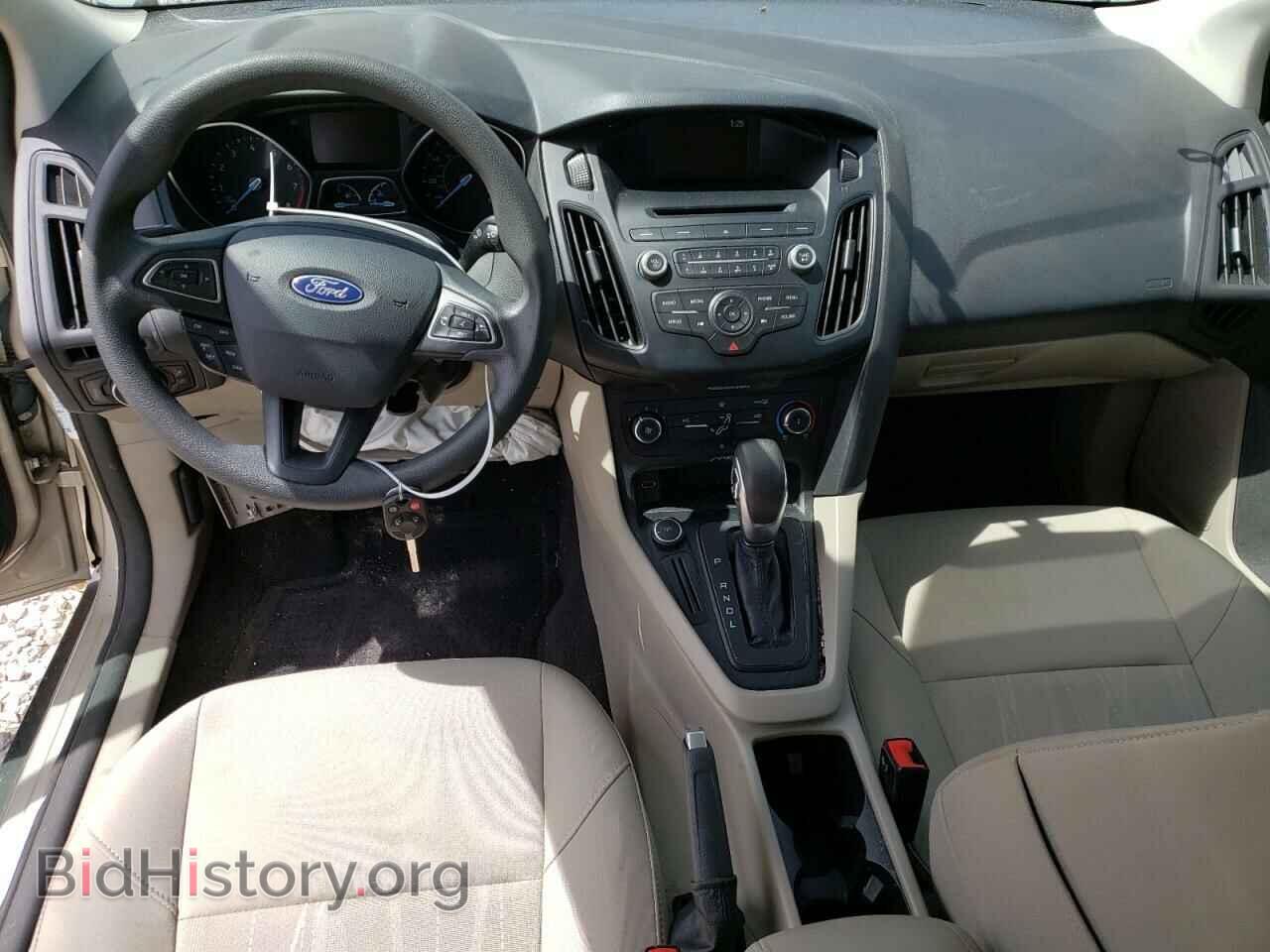 2017 FORD FOCUS - VIN: 1FADP3F23HL245043 - Photo 8