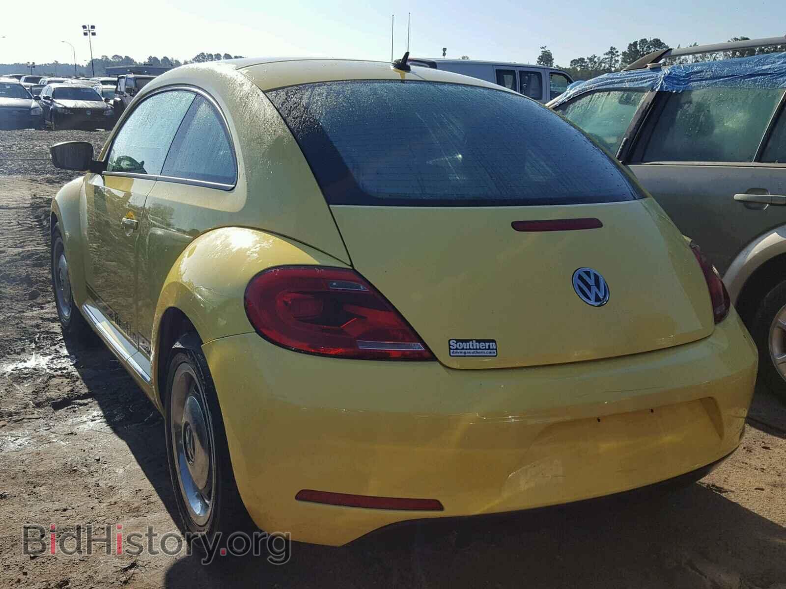 2013 VOLKSWAGEN BEETLE - VIN: 3VWJP7AT6DM632504 - Фото 3